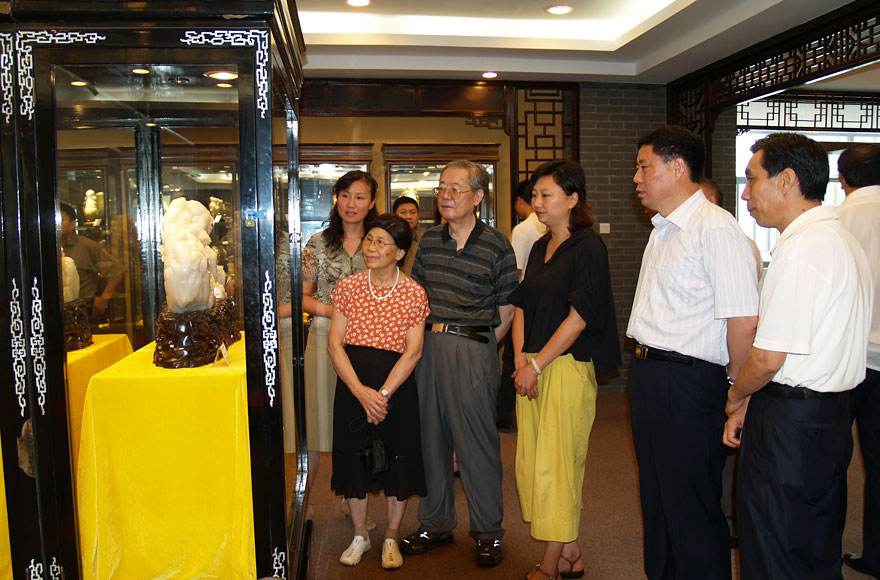 原全國(guó)人大大常委會(huì)副委員長(zhǎng)、中國(guó)科協(xié)名譽(yù)主席周光召院士