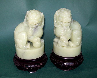 黃玉《對(duì)獅》
